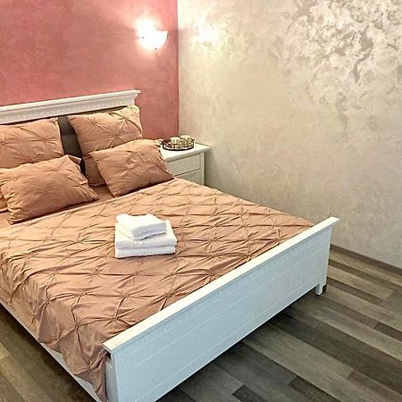 Rez Iasi Appartement Buitenkant foto
