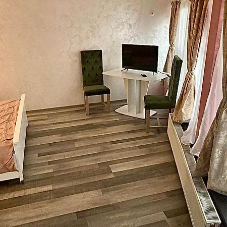 Rez Iasi Appartement Buitenkant foto