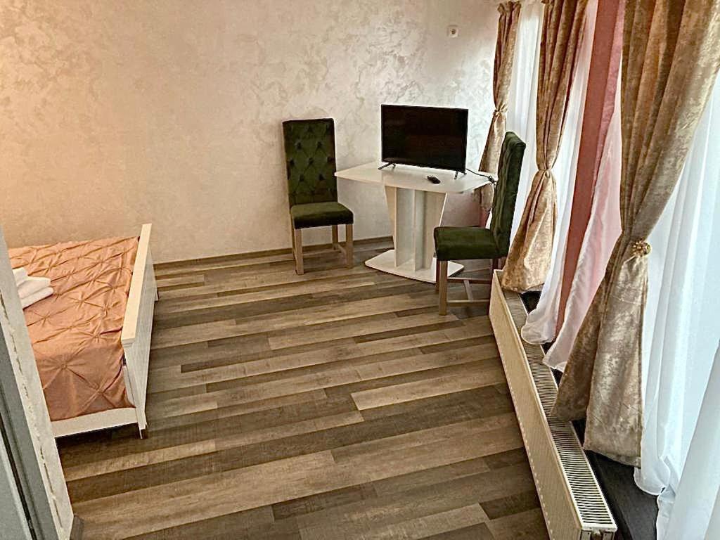 Rez Iasi Appartement Buitenkant foto